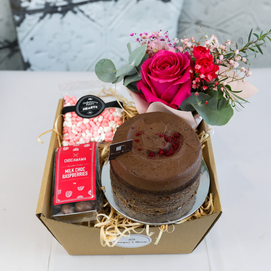 Heartfelt Sweet Hamper